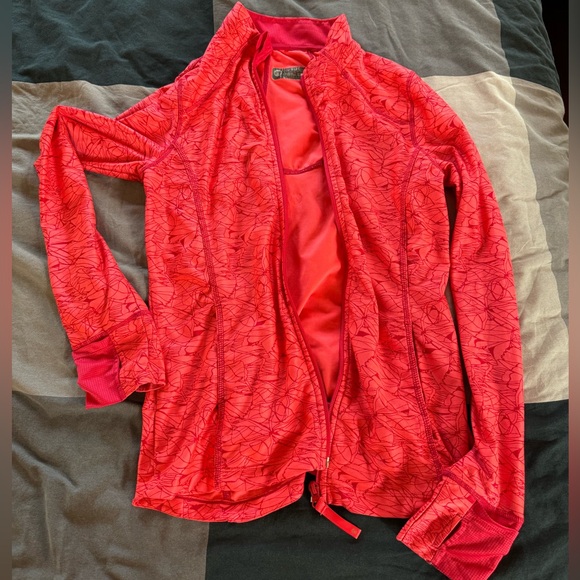 🟢 MONDETTA size small zip up jacket orangish pink colour. 🟢 - Picture 2 of 11